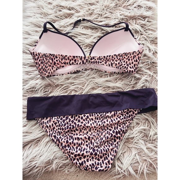 VS Leopard Print Swimsuit Set - Picture 2 of 6